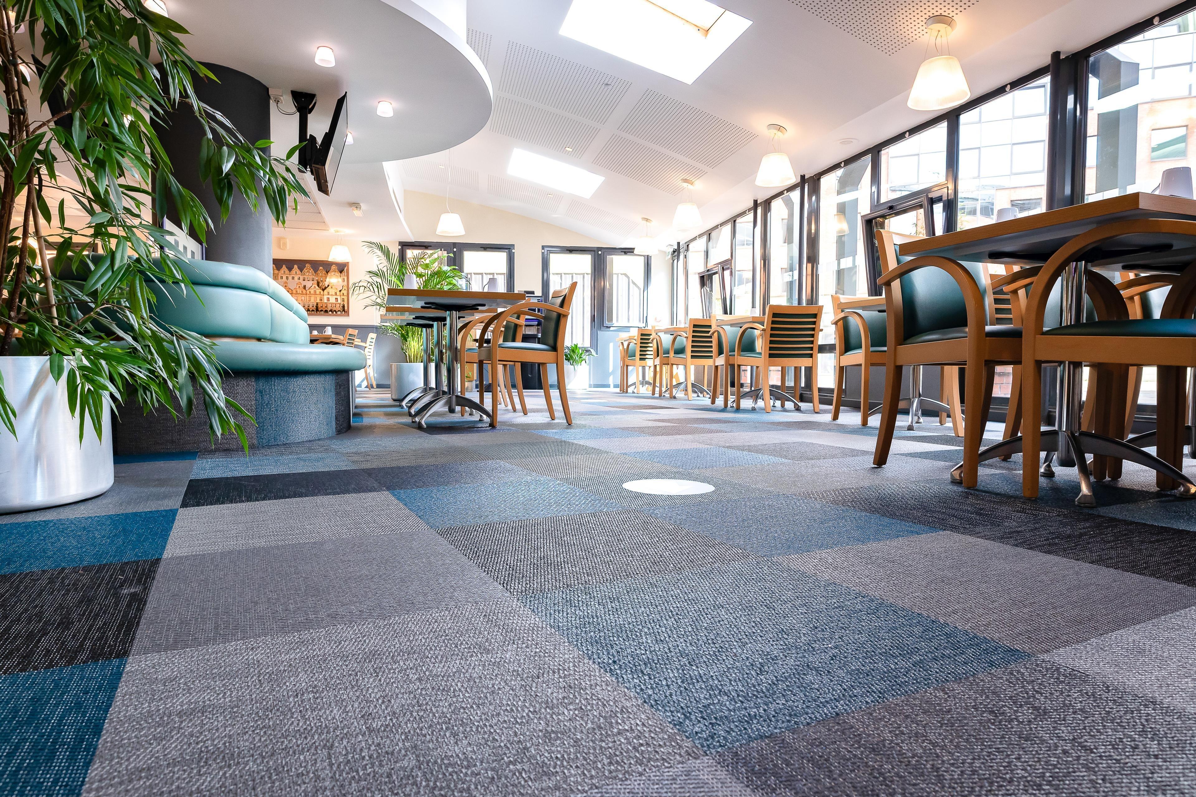 Holiday Inn Express Arras By Ihg Екстер'єр фото
